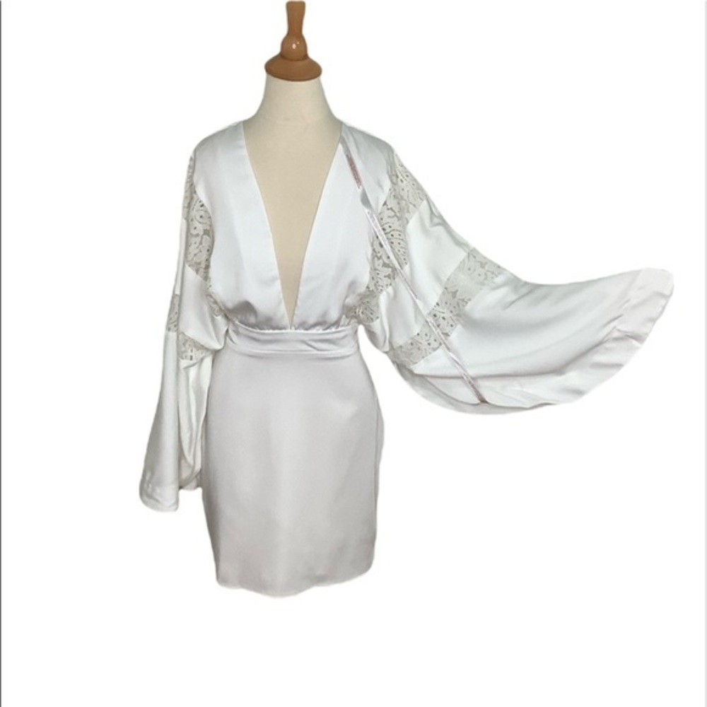 Anthropology Peace + Love lace insert dolman sleeves plunge mini dress SZ 6 NWT
